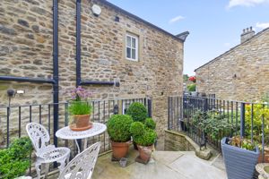 Photo 30- click for photo gallery